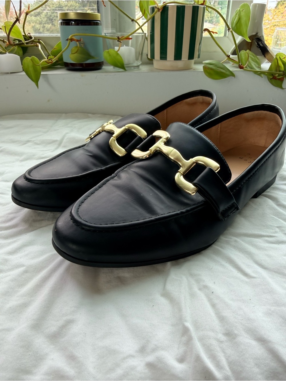 A New Day Women’s Classic Black Leather Loafers with Gold Hardware size 8